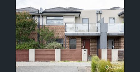 Conveniently Located 3 Bedrom Townhouse - Photo 4