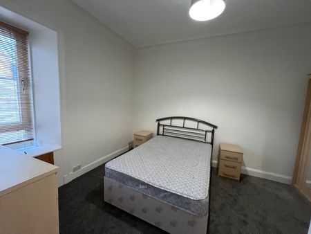 1 Bed Flat, Wardlaw Street, EH11 - Photo 2