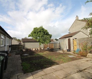 3 bedroom bungalow to rent - Photo 4