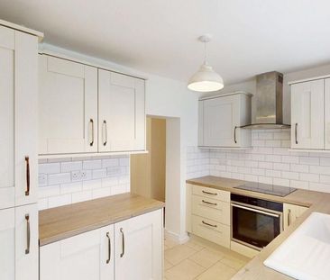 2 bedroom terraced house to rent - Photo 5