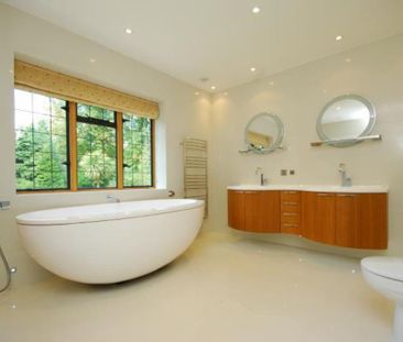 6 bedroom detached house to rent - Photo 6