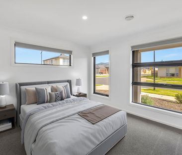 Spacious Family Home! - Photo 6