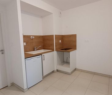 location Appartement T2 DE 43.9m² À NANTES - Photo 3