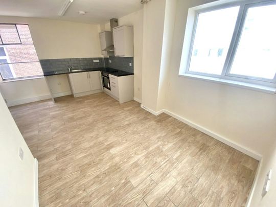 Apartment to rent on - Photo 1