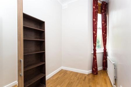 Greencroft Gardens, South Hampstead, London - Photo 3