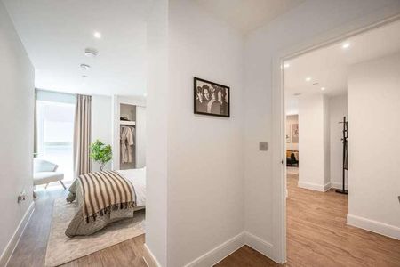 Uncle Colindale, Colindale, NW9 - Photo 3