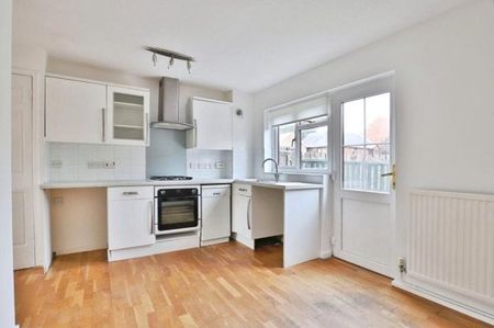 Labrador Drive, Poole - Photo 3