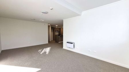 Fully renovated 3 bedroom apartment - Photo 5