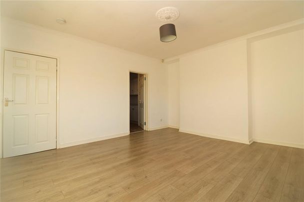 3 bedroom apartment to rent - Photo 1