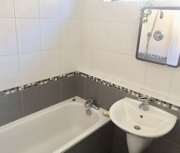 1 Bed Flat, Balham, SW12 - Photo 4