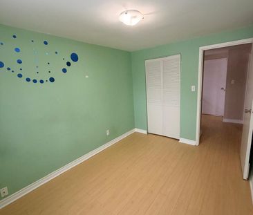 For Lease - 1391 Fenelon Crescent, Oshawa, Ontario - Photo 5