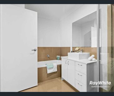 3 Bedroom Townhouse $650PW Available 6 Jan 2026 - Photo 3