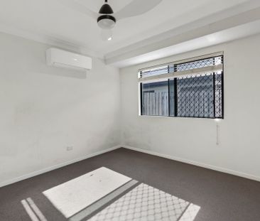 Solid Family Home with a 2 bay shed! - Photo 3