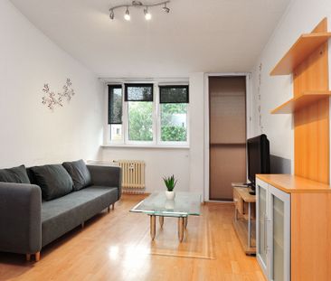 Słoneczne mieszkanie z balkonem - ul. Potulicka - Photo 2