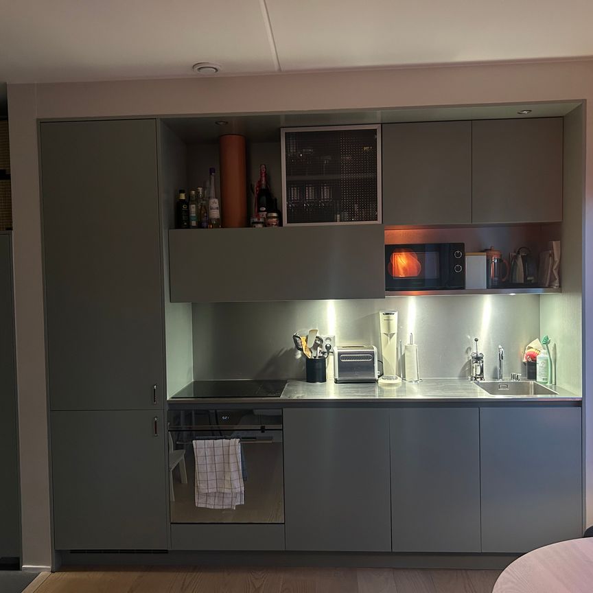 Maria Bangata, Stockholm - Photo 1