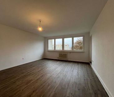 Hier lässt es sich aushalten: individuelle 2-Zimmer-Wohnung - Photo 1