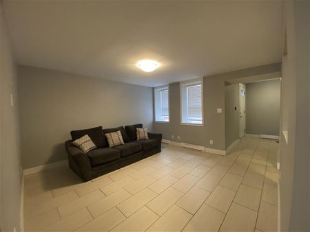 35 Harding Street - Photo 2