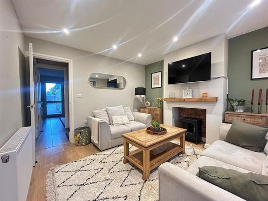 2 bedroom terraced house to rent - Photo 1