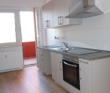 #WG Wohnung#EBK#Balkon - Photo 2