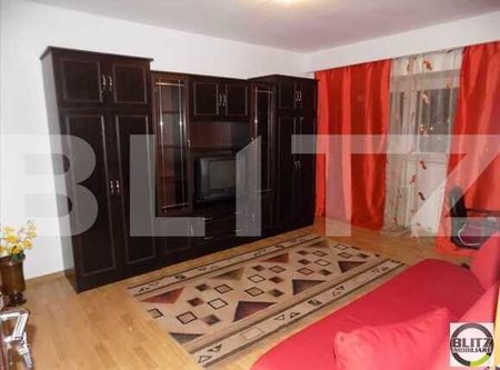 3 camere, 65 mp, mobilat modern, decomandat, zona strazii Aurel Vlaicu - Fotografie 4
