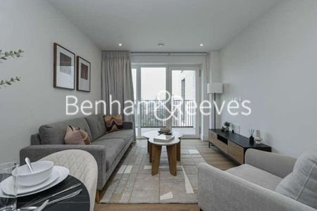 Maple Mews, Bow Common, E3 - Photo 4