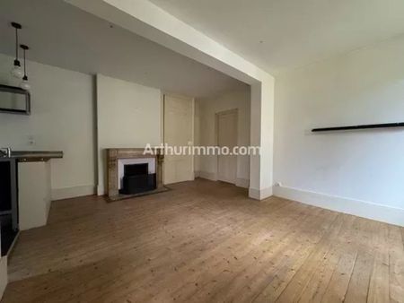Location Appartement 2 pièces 41 m2 à Lons-le-Saunier - Photo 4
