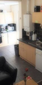 Room available - Photo 4