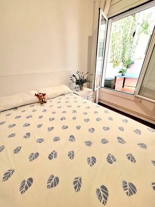 Travessera de les Corts, Barcelona, Catalonia 08014 - Photo 1