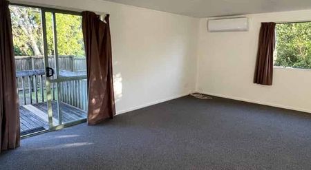 Charming 4 Bedroom House with Character! - Photo 4