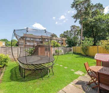 3 bedroom end of terrace house to rent - Photo 2