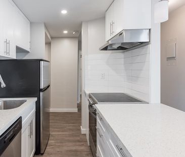 Park Towers - Photo 4