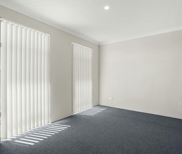 Brand New Modern Home in Prime Lakelands Location! - Photo 4