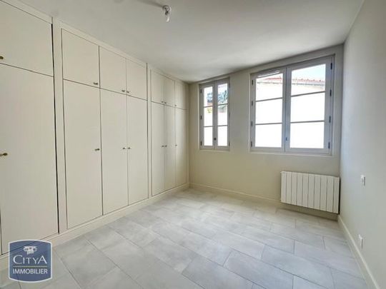 Location Appartement 3 pièces 69m² ST RAPHAEL 83530 - Photo 1