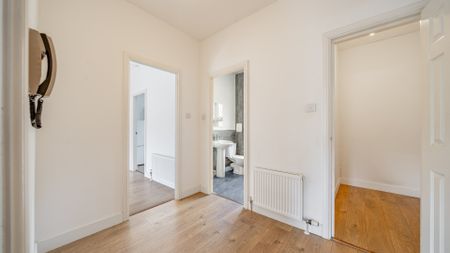 Saint Ninian Terrace - Photo 2