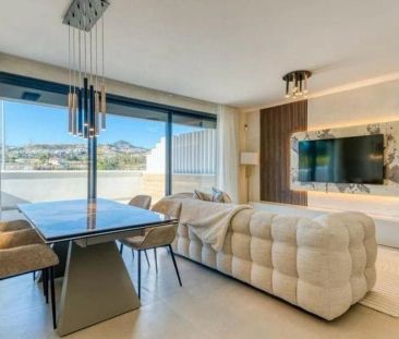 Alquiler de chalet adosado en Calle Ágata - Photo 3