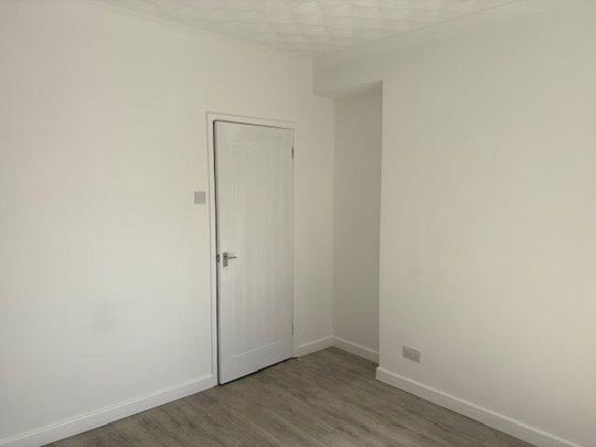 2 bedroom house to rent - Photo 1