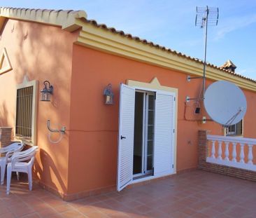 Luxury 4 room Detached House for rent in Alhaurín el Grande, Andalusia - Photo 6