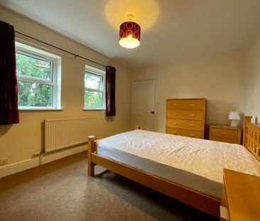 1 bedroom Apartment to let - Photo 3