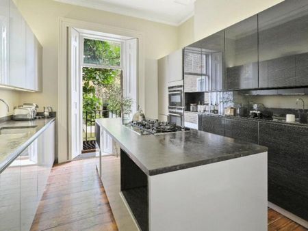5 bedroom terraced house to rent - Photo 4