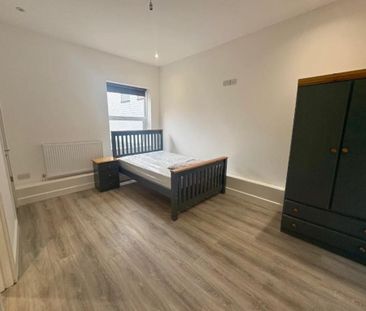 5 bedroom maisonette to rent - Photo 2