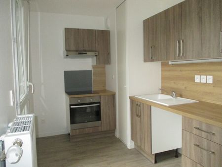 Location Appartement 3 pièces 64m² ST JEAN DE BRAYE 45800 - Photo 4