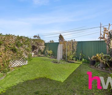 A Warm and Inviting Home and a Gardeners Paradise - Photo 1