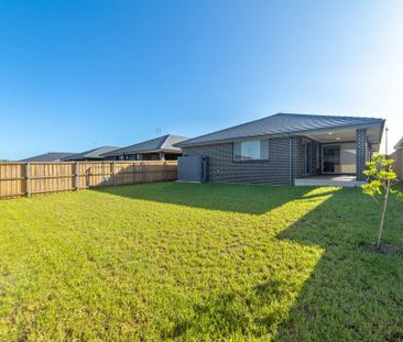 Family Home in the Heart of Chisholm - Photo 3