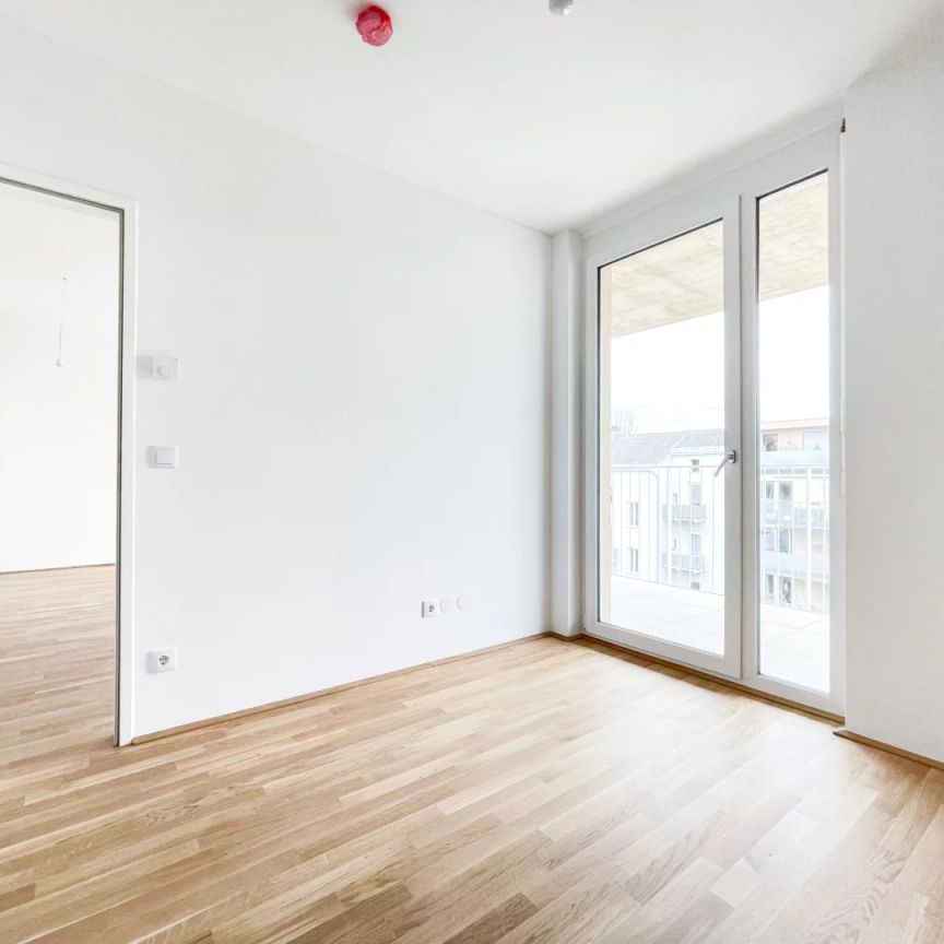 Moderner Wohntraum mit großem Balkon in zentraler Lage - Foto 1