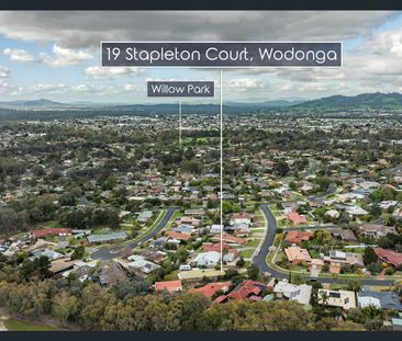 Court Location with Community Feel - Photo 3