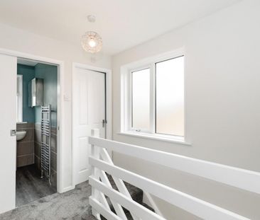 3 bedroom House To Let - Photo 2