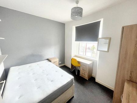 7 bedroom house to rent - Photo 3