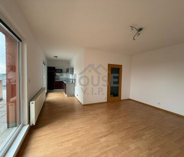 Pronájem bytu 1+kk 42 m² - Photo 1