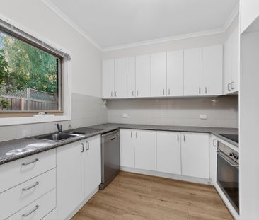 3/39 Wattle Road, Hawthorn VIC 3122 - Townhouse For Rent | Domain - Photo 6