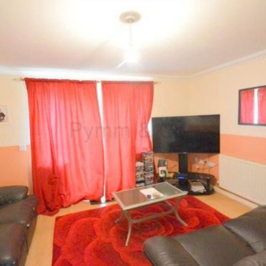 Pollywiggle Close, Norwich - Photo 1